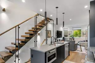 2373 Minor Ave E, Seattle, WA 98102 - Photo 8