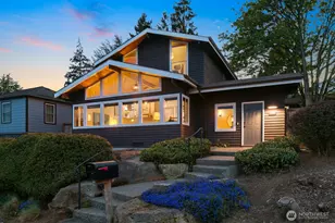 3219 34th Ave W, Seattle, WA 98199 - Photo 2
