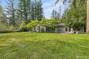 24309 SE 25th St, Sammamish, WA 98075 - Photo 32