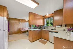 18114 Moores Garden Rd, Mount Vernon, WA 98273 - Photo 8