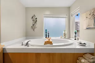 1409 Commodore Pl, Freeland, WA 98249 - Photo 18