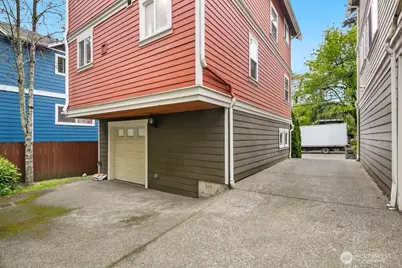 924 SW Holden Street, Seattle, WA 98106 - Photo 22