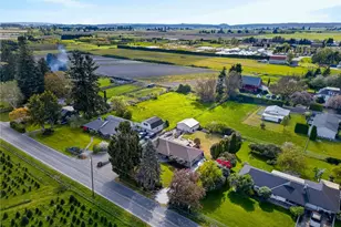 15548 Penn Rd, Mount Vernon, WA 98273 - Photo 2