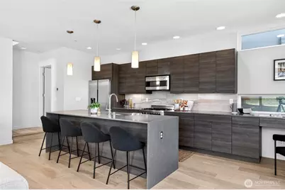 4153 California Avenue SW, Seattle, WA 98116 - Photo 10
