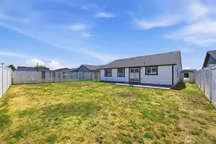 1365 E Gemstone Street E, Othello, WA 99344 - Photo 22