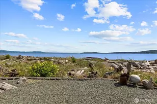 1808 E Lola Beach Ln, Oak Harbor, WA 98277 - Photo 36