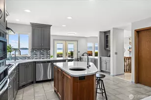 1808 E Lola Beach Ln, Oak Harbor, WA 98277 - Photo 16