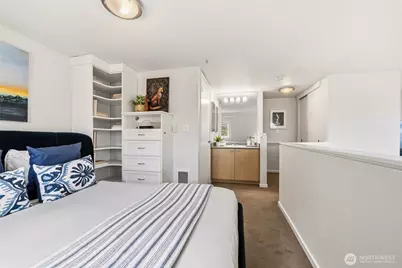 425 Vine Street #708, Seattle, WA 98121 - Photo 18