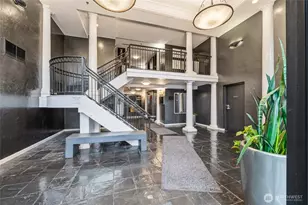 425 Vine St, Seattle, WA 98121 - Photo 4