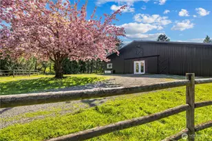 7200 NE Day Rd W, Bainbridge Island, WA 98110 - Photo 4