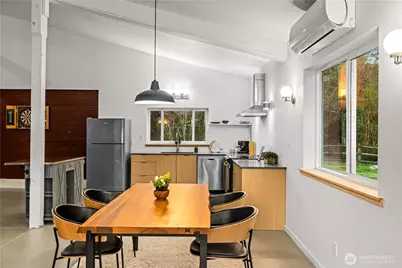 7200 NE Day Road W, Bainbridge Island, WA 98110 - Photo 16