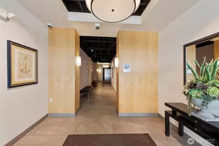300 110th Ave NE, Bellevue, WA 98004 - Photo 18