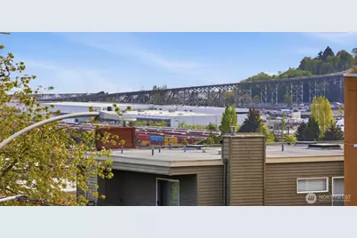 1318 W Barrett Street, Seattle, WA 98119 - Photo 38