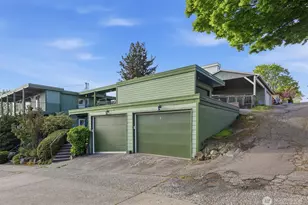 1318 W Barrett St, Seattle, WA 98119 - Photo 34