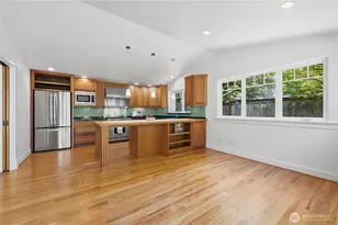 10630 NE 18th St, Bellevue, WA 98004 - Photo 10