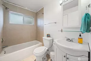 2105 S Sprague, Tacoma, WA 98405 - Photo 16