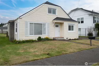 912 1st Street, Hoquiam, WA 98550 - Photo 1