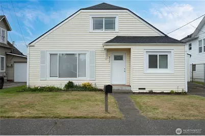 912 1st Street, Hoquiam, WA 98550 - Photo 2