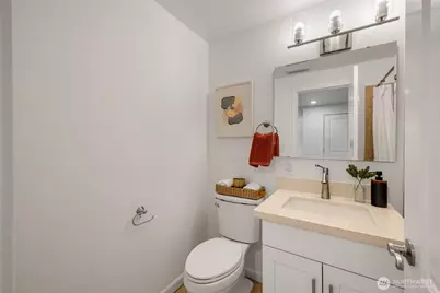 7021 20th Avenue NE, Seattle, WA 98115 - Photo 32