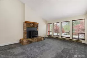 2190 Norcliffe Way, Oak Harbor, WA 98277 - Photo 4