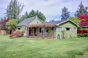 19023 23rd Ave NE, Arlington, WA 98223 - Photo 2