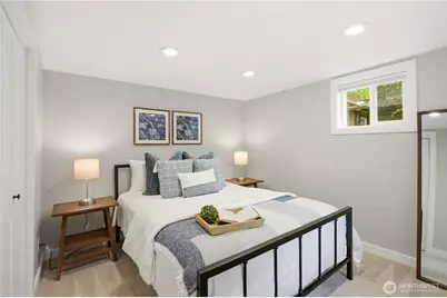 2208 NE 75th Street, Seattle, WA 98115 - Photo 28