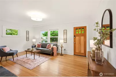2208 NE 75th Street, Seattle, WA 98115 - Photo 6