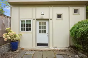2208 NE 75th St, Seattle, WA 98115 - Photo 34