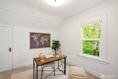 2208 NE 75th Street, Seattle, WA 98115 - Photo 18