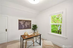 2208 NE 75th St, Seattle, WA 98115 - Photo 18