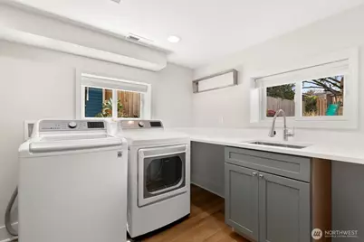 6531 27th Avenue NW, Seattle, WA 98117 - Photo 24