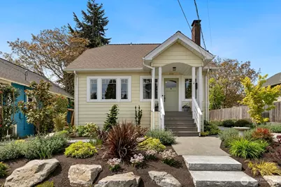 6531 27th Avenue NW, Seattle, WA 98117 - Photo 2
