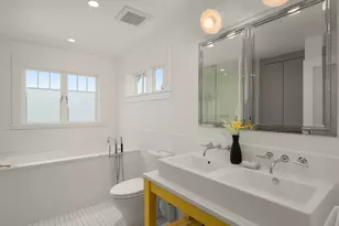 1909 4th Ave N, Seattle, WA 98109 - Photo 18