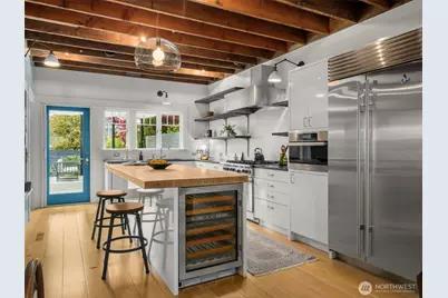 1909 4th Avenue N, Seattle, WA 98109 - Photo 14