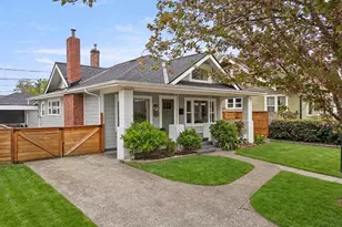 809 Sumner Ave, Sumner, WA 98390 - Photo 1