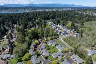 902 NW Leisure Ln, Bremerton, WA 98311 - Photo 32
