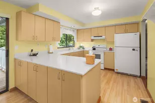4617 183rd Pl SW, Lynnwood, WA 98037 - Photo 4