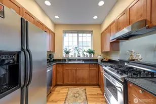11023 SE 240 St, Kent, WA 98031 - Photo 6