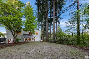2261 W Lake Sammamish Pkwy SE, Bellevue, WA 98008 - Photo 38