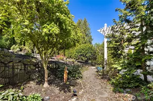 20367 Fortune Pl NE, Poulsbo, WA 98370 - Photo 22