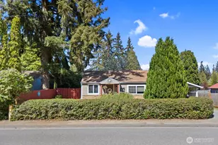 225 74th St SE, Everett, WA 98203 - Photo 2