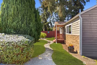 225 74th Street SE, Everett, WA 98203 - Photo 4