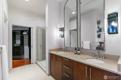 2720 3rd Avenue #PH1, Seattle, WA 98121 - Photo 18