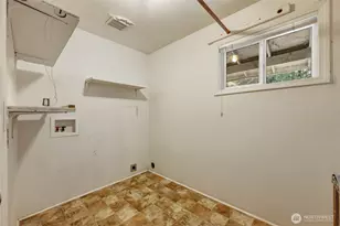 37214 Allen Rd S, Roy, WA 98580 - Photo 8