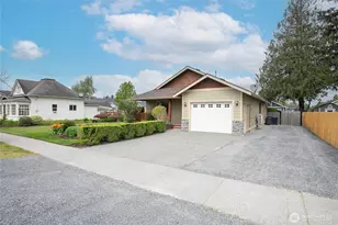 232 Front St, Sumas, WA 98295 - Photo 2