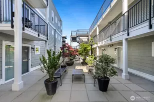 2101 N 55th St, Seattle, WA 98103 - Photo 22