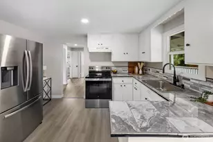 8826 S Sheridan Ave, Tacoma, WA 98444 - Photo 16