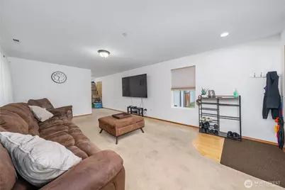 1926 Homan Avenue, DuPont, WA 98327 - Photo 4