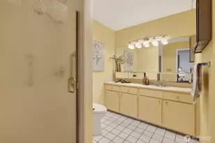 6353 Sand Point Way NE, Seattle, WA 98115 - Photo 16