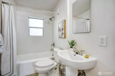 7920 28th Avenue SW, Seattle, WA 98126 - Photo 10